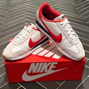 Nike Pacific Women's Sneaker Size 9